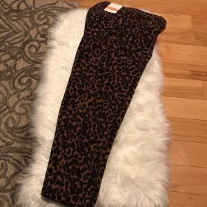 Old Navy Leopard Pants size 6